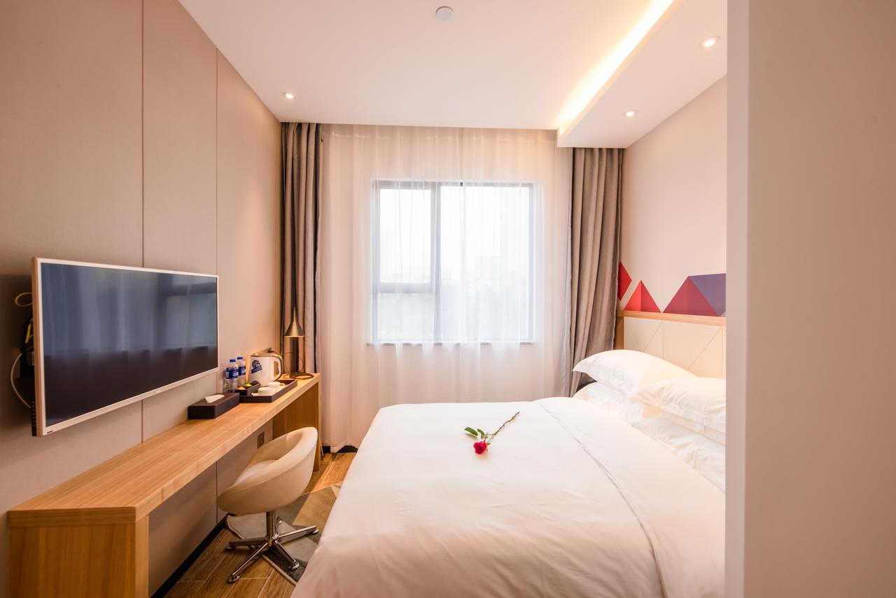 Borrman Hotel Guangzhou Tianhe Sports Center Екстериор снимка