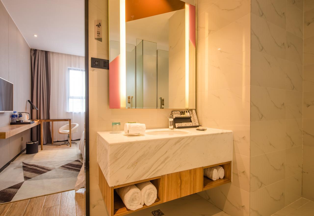 Borrman Hotel Guangzhou Tianhe Sports Center Екстериор снимка