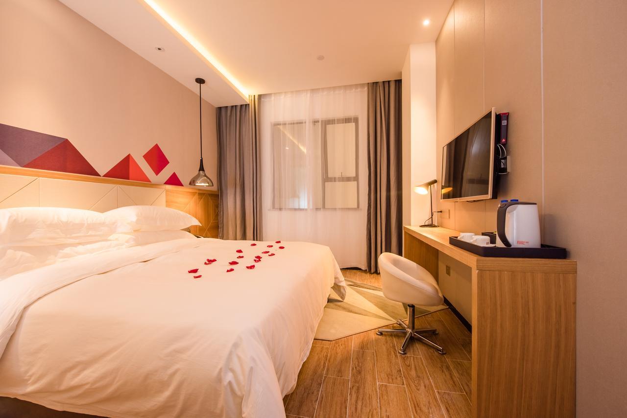 Borrman Hotel Guangzhou Tianhe Sports Center Екстериор снимка